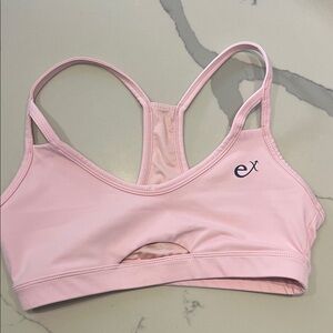 Divergent sports bra